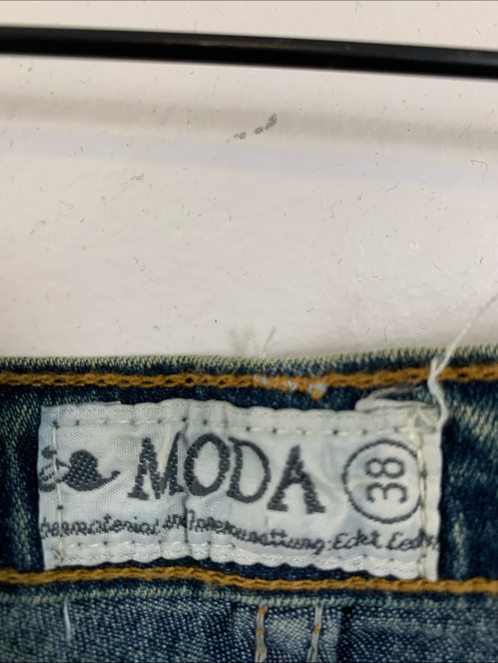 Moda Vintage Blue Denim Flare Jeans with Embroidered Hem Size 27 - Picture 5 of 14